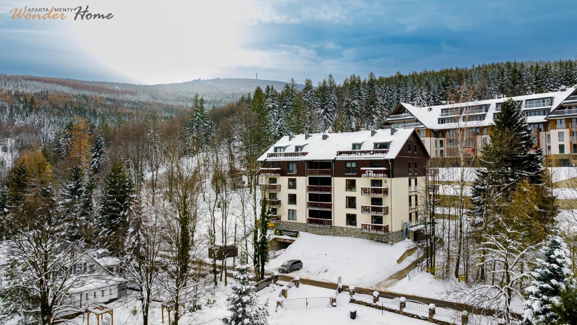Wonder Home - Apartamenty Blisko Centrum, Tuz Przy Kolei Gondolowej I Trasach Single Track Świeradów-Zdrój エクステリア 写真